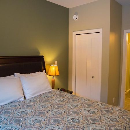 Downtown Whitehorse Deluxe 2 Bedroom Condo 外观 照片