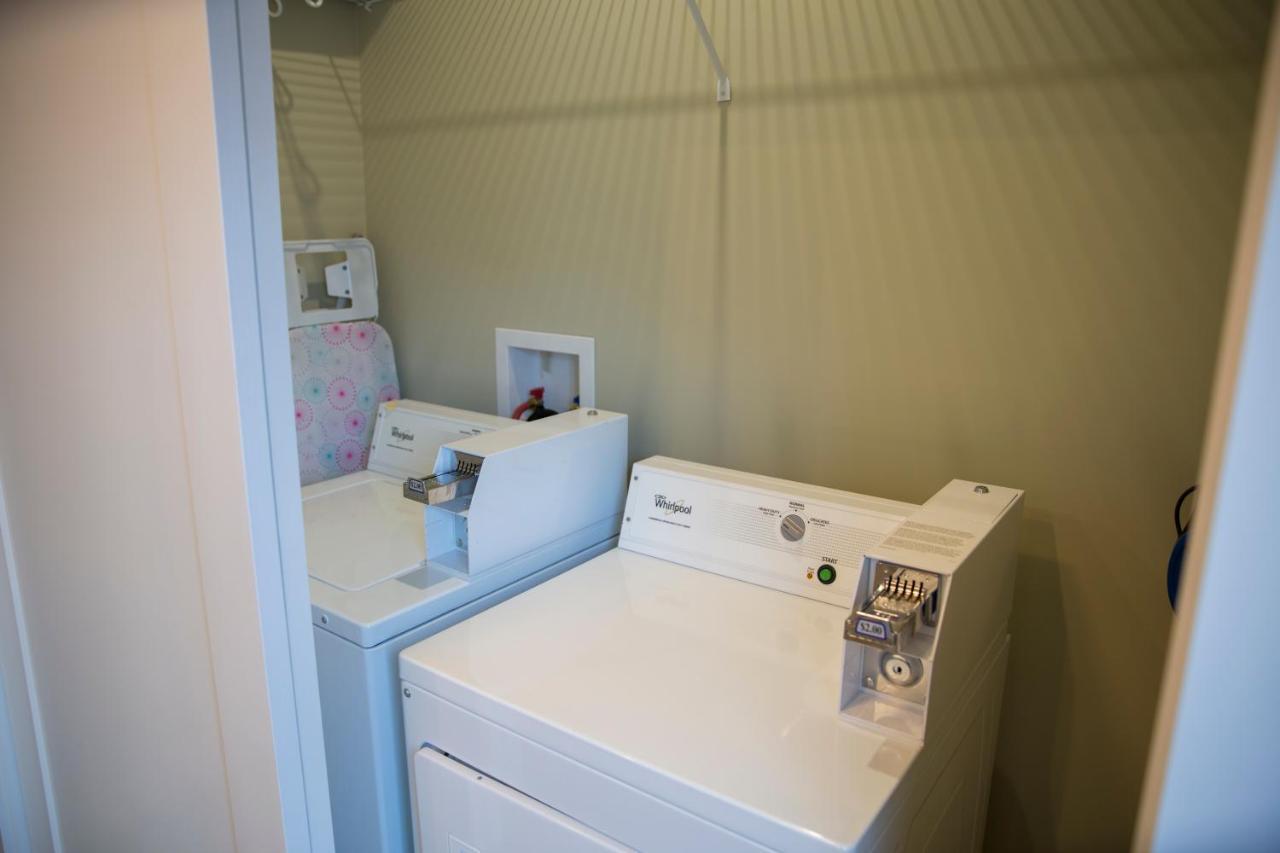 Downtown Whitehorse Deluxe 2 Bedroom Condo 外观 照片