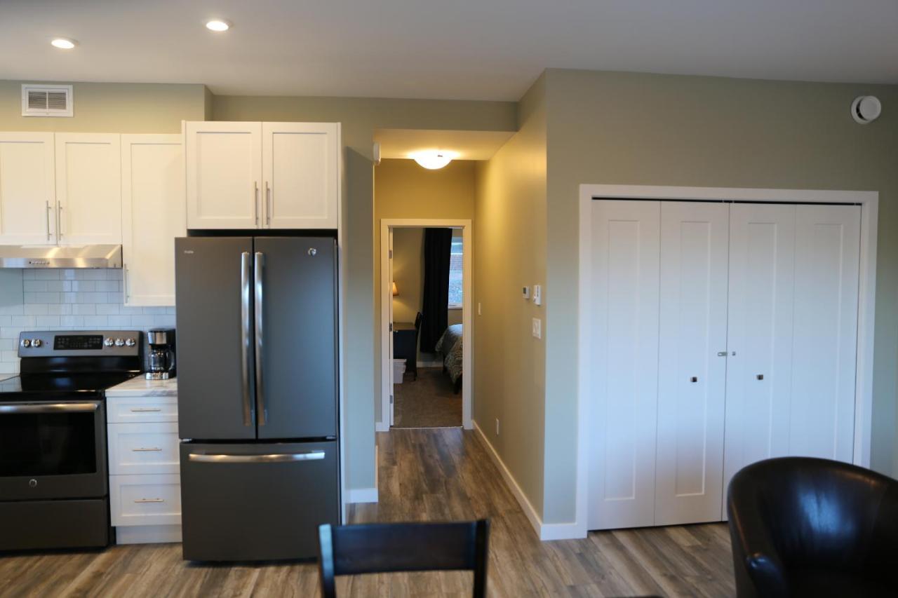 Downtown Whitehorse Deluxe 2 Bedroom Condo 外观 照片